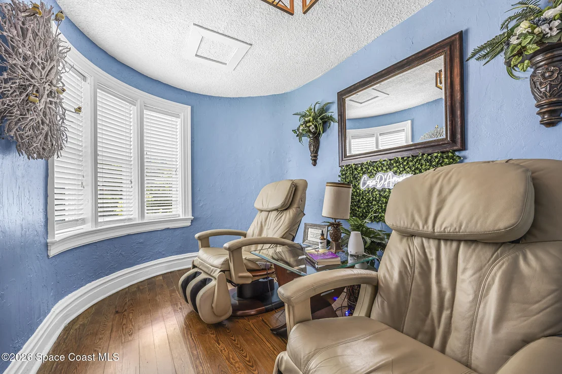 Photo of 130 Valencia Road