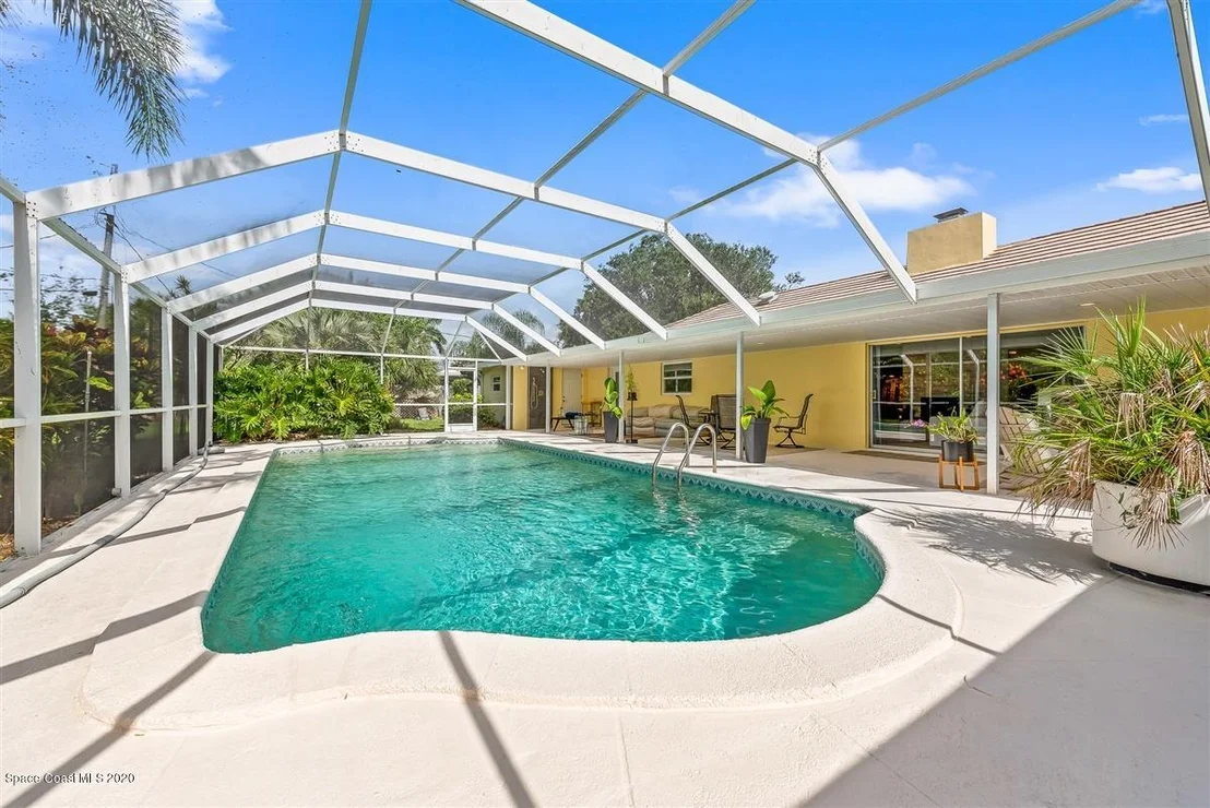 Photo of 705 Hibiscus Trail