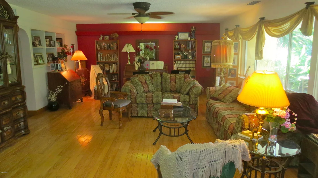 Photo of 145 Orlando Boulevard