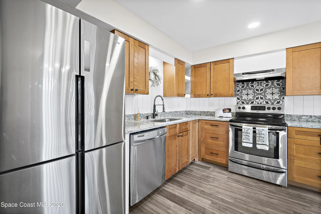 Photo of 473 Willow Tree Drive