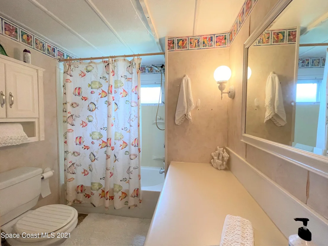 Photo of 735 Barefoot Boulevard