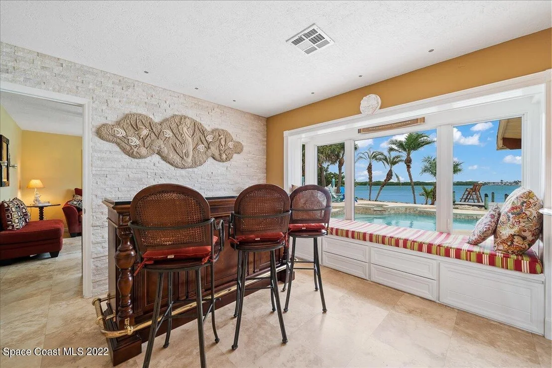 Photo of 83 W Bay Drive