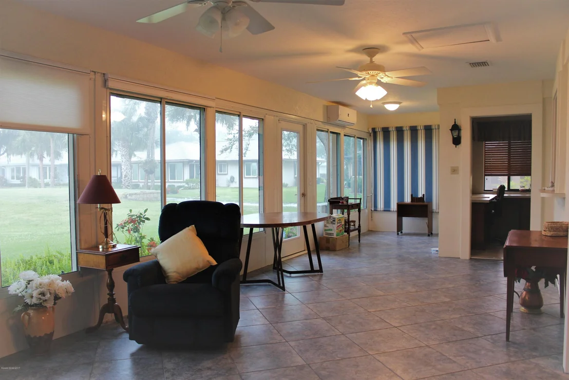 Photo of 1522 Frontier Drive