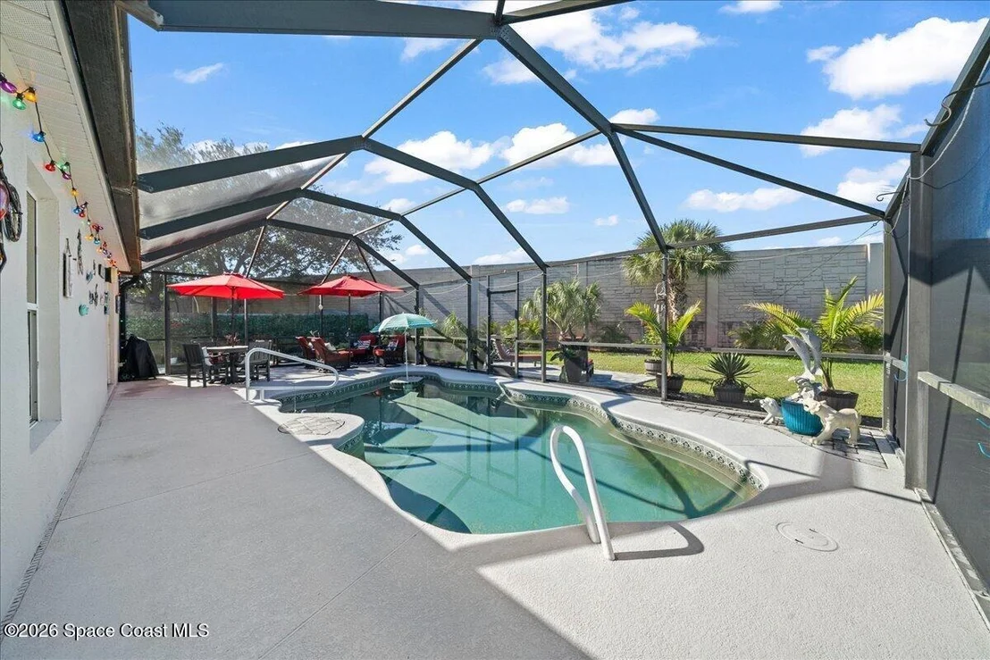 Photo of 2577 Deercroft Drive