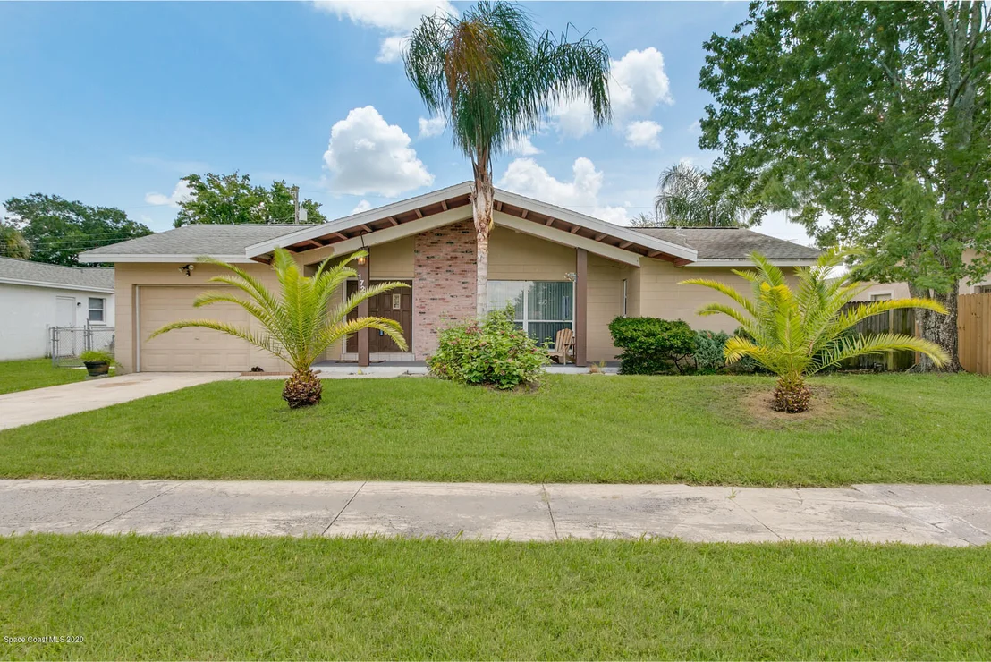 Photo of 1726 Fairway Lane