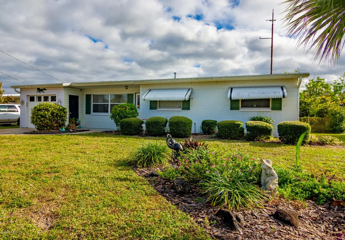 Photo of 1292 Estridge Drive