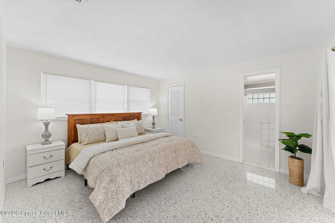 Photo of 462 Sandpiper Drive