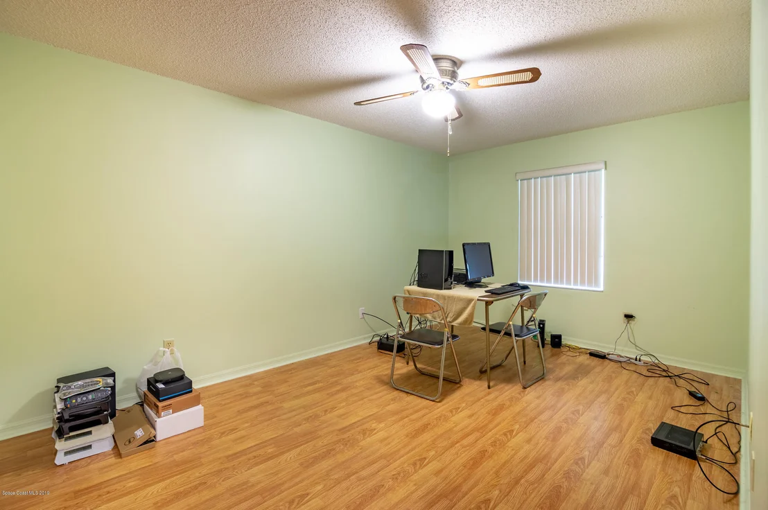 Photo of 958 Pineland Drive
