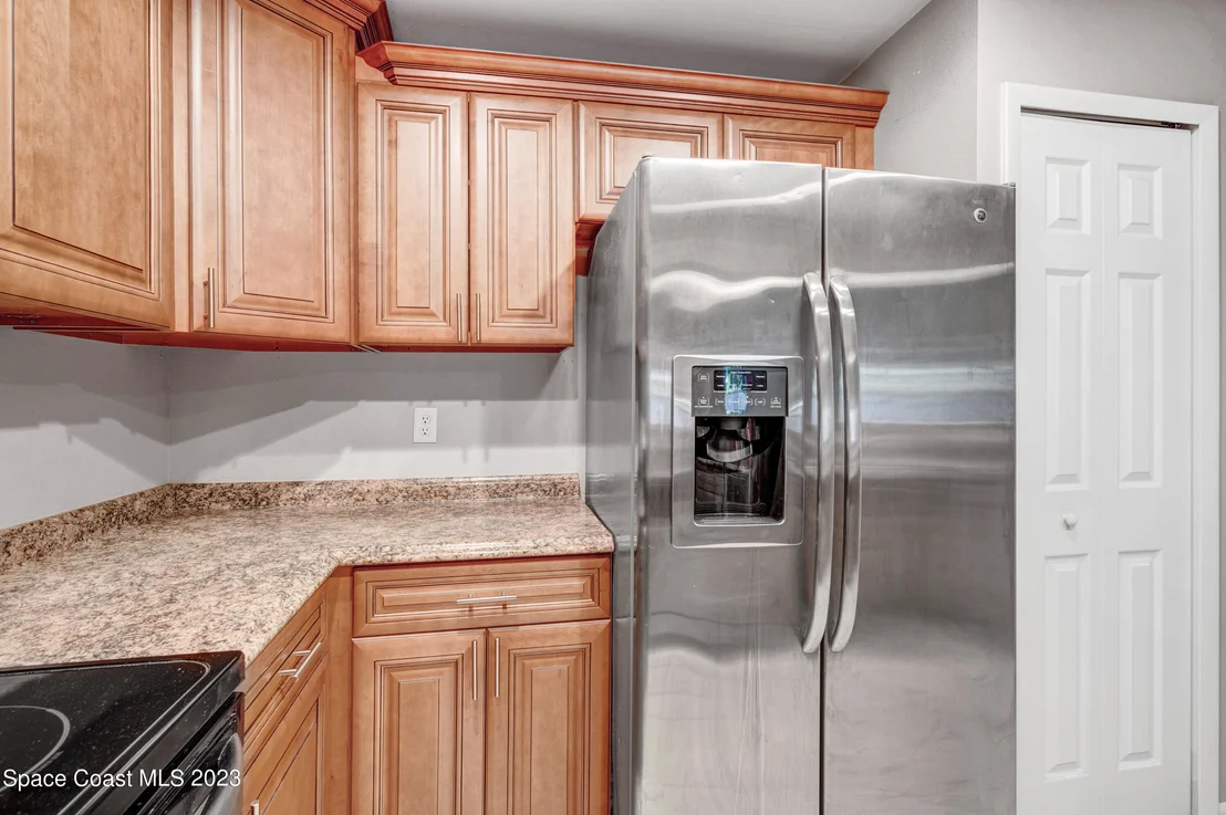 Photo of 810 Pine Valley Court