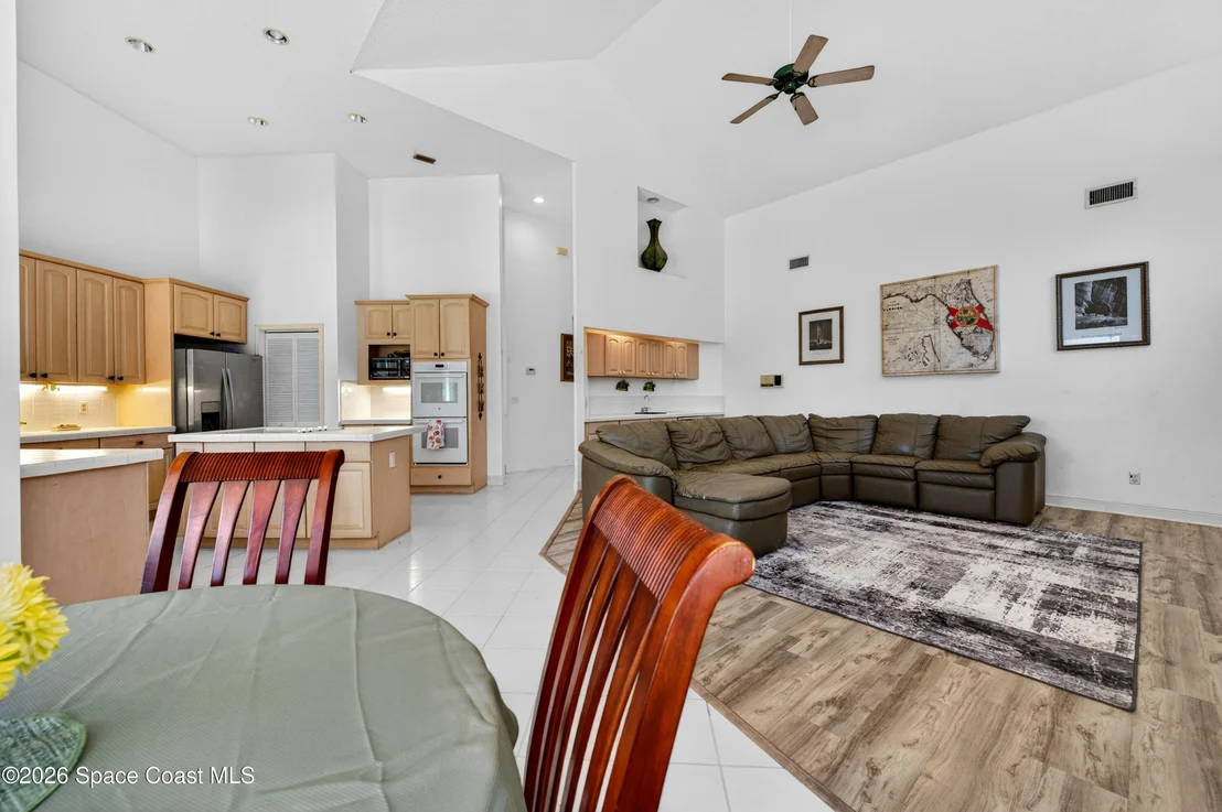 Photo of 900 Bluegrass Lane