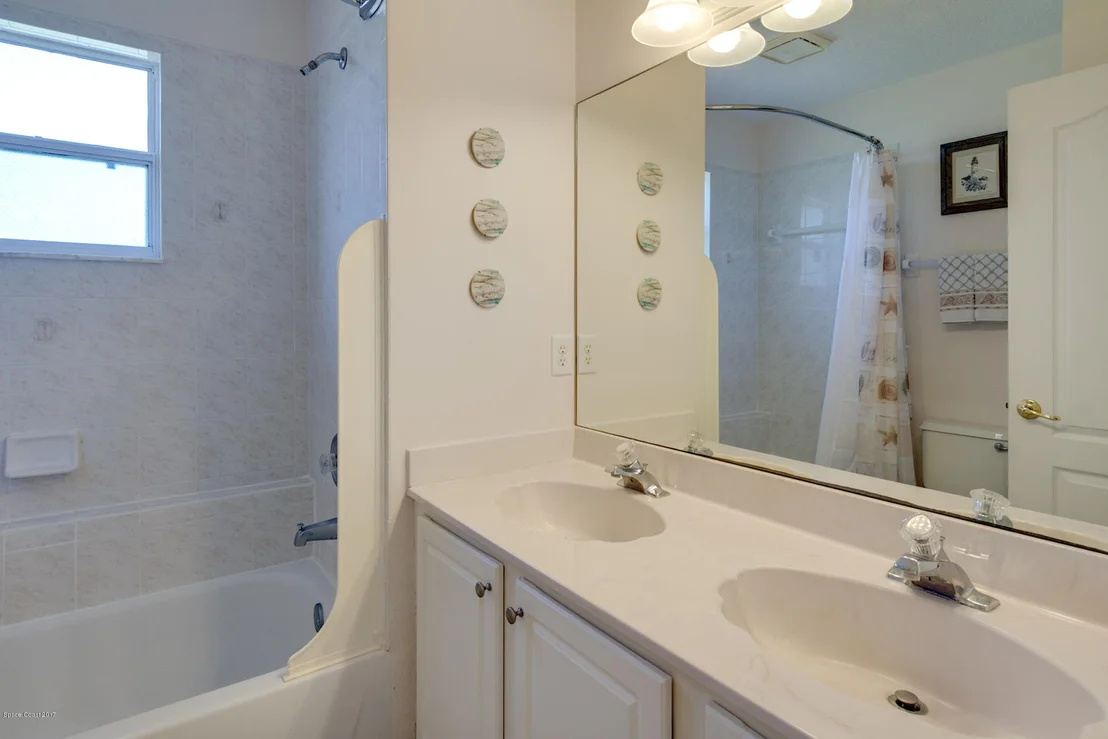 Photo of 5719 Newbury Circle