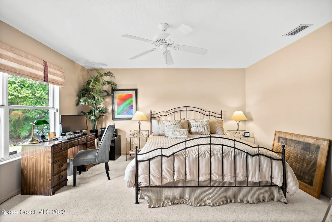 Photo of 686 Rossmoor Circle