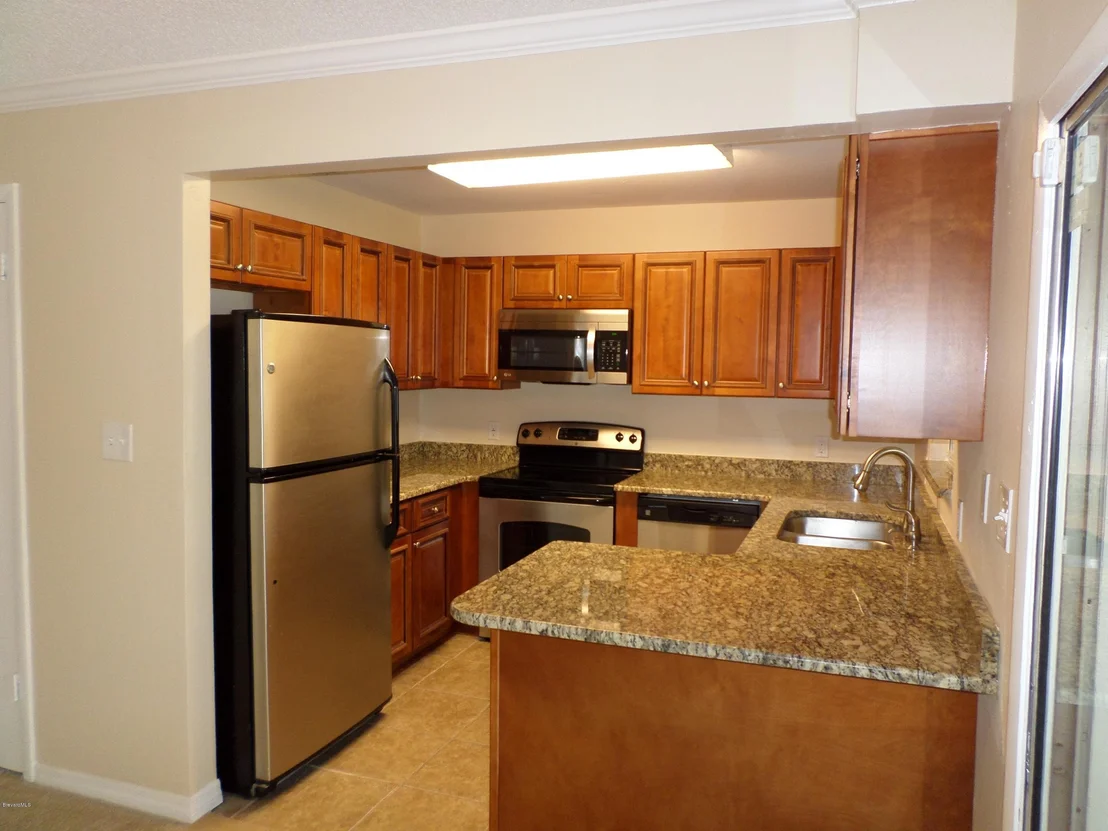 Photo of 5240 Holden Road