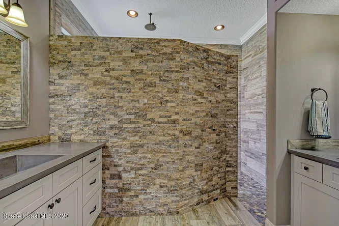 Photo of 1145 Tuckaway Drive