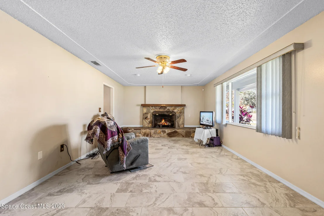 Photo of 6295 Ember Avenue
