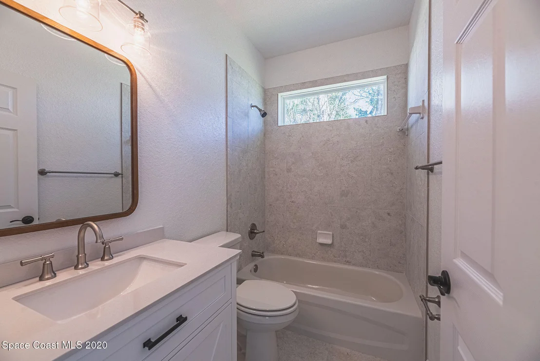 Photo of 431 Crescent Drive