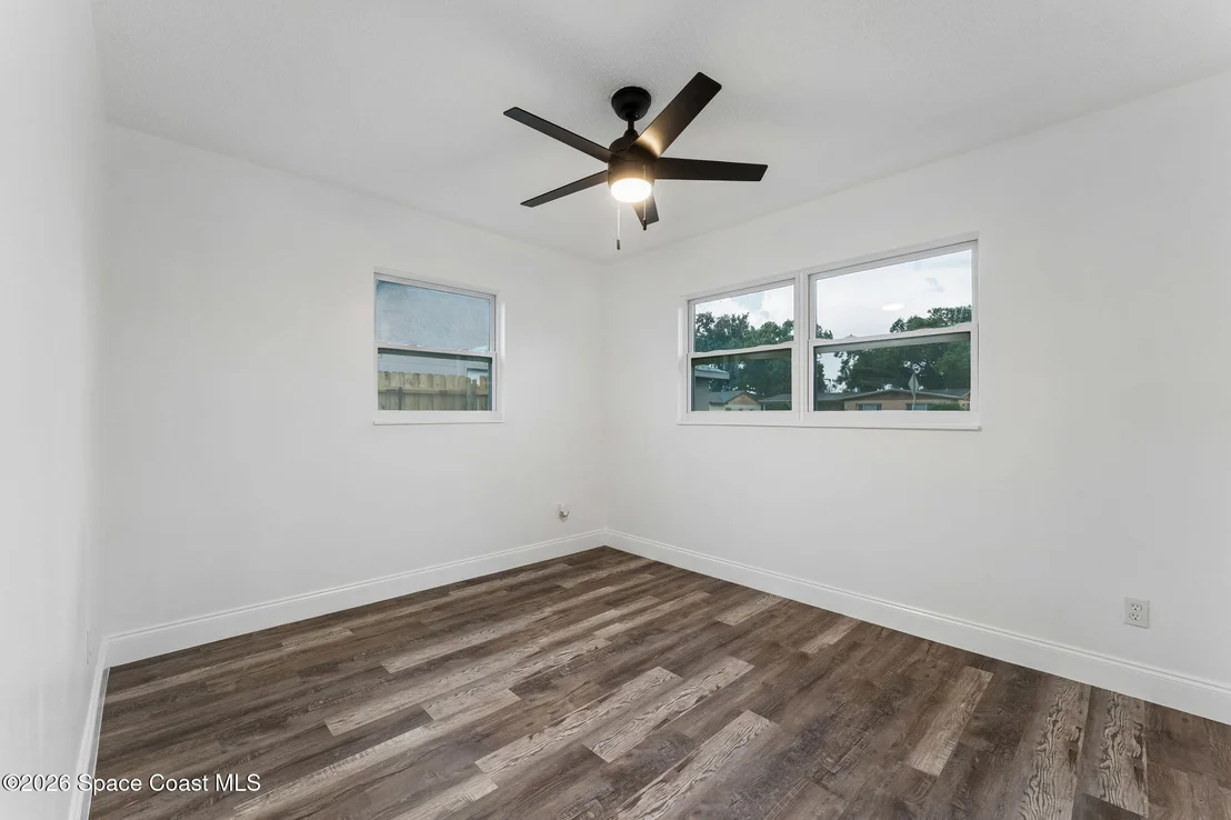 Photo of 996 Sarazen Drive