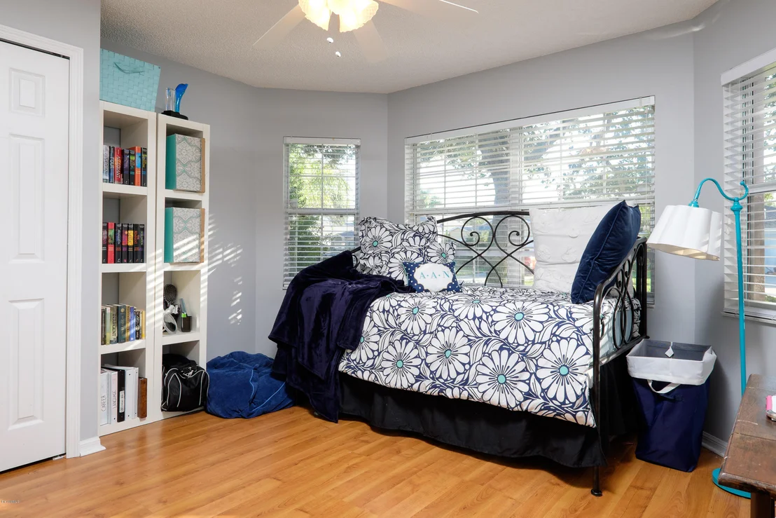 Photo of 8008 Bracken Lane