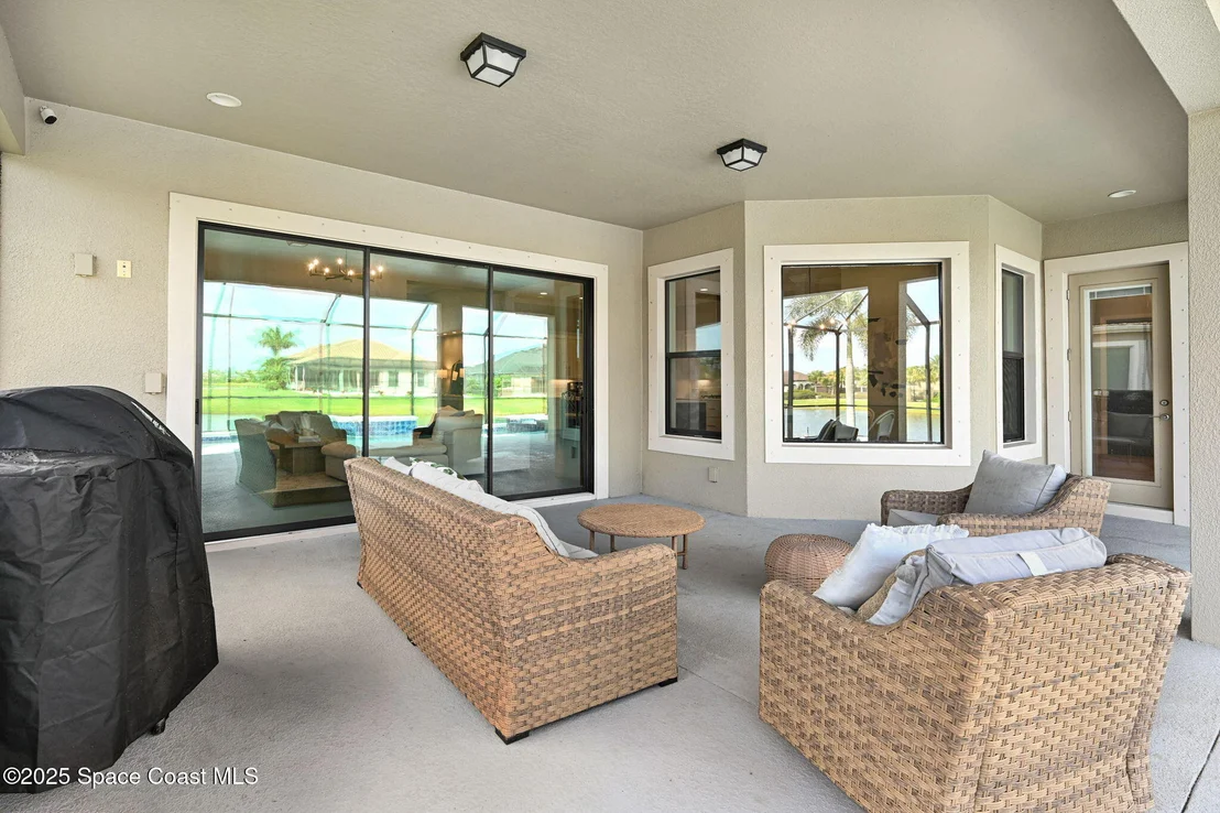 Photo of 8116 Stonecrest Drive