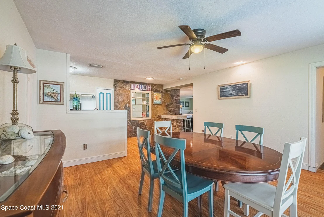 Photo of 1545 Echo Drive