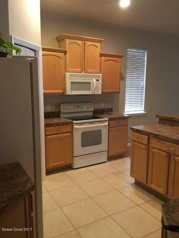 Photo of 591 SE Ping Place SE