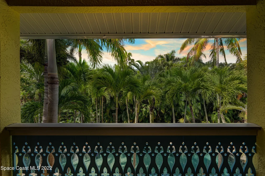 Photo of 155 Bayshore Drive