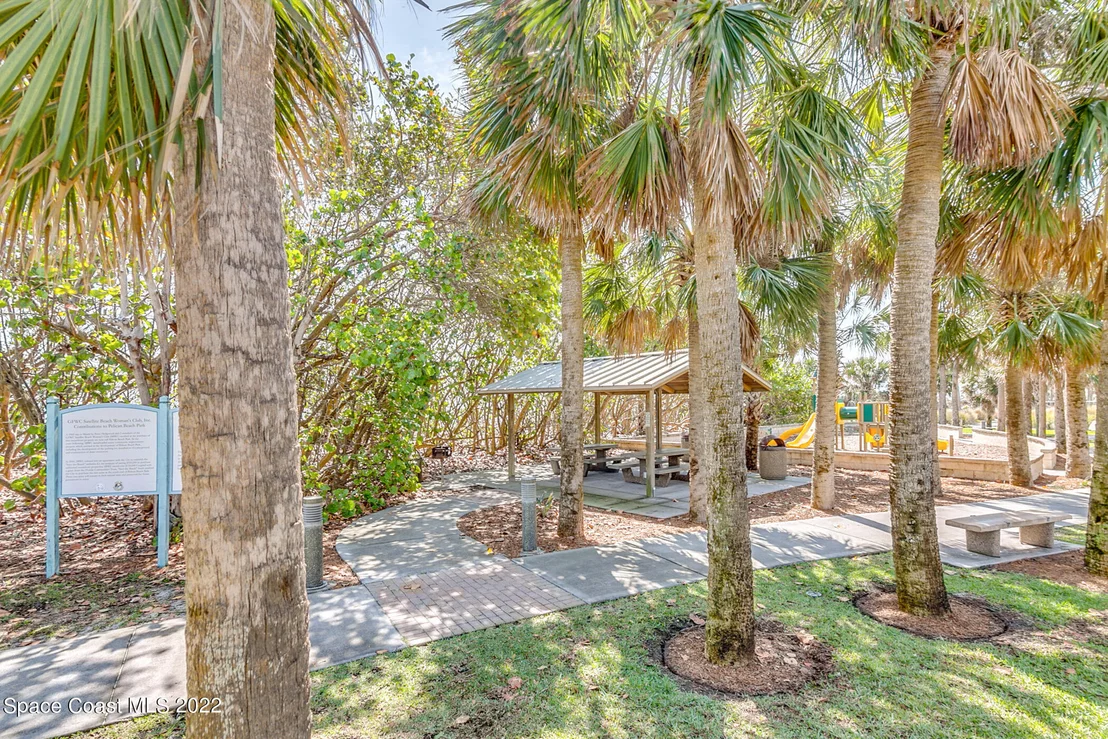 Photo of 418 Sandpiper Drive