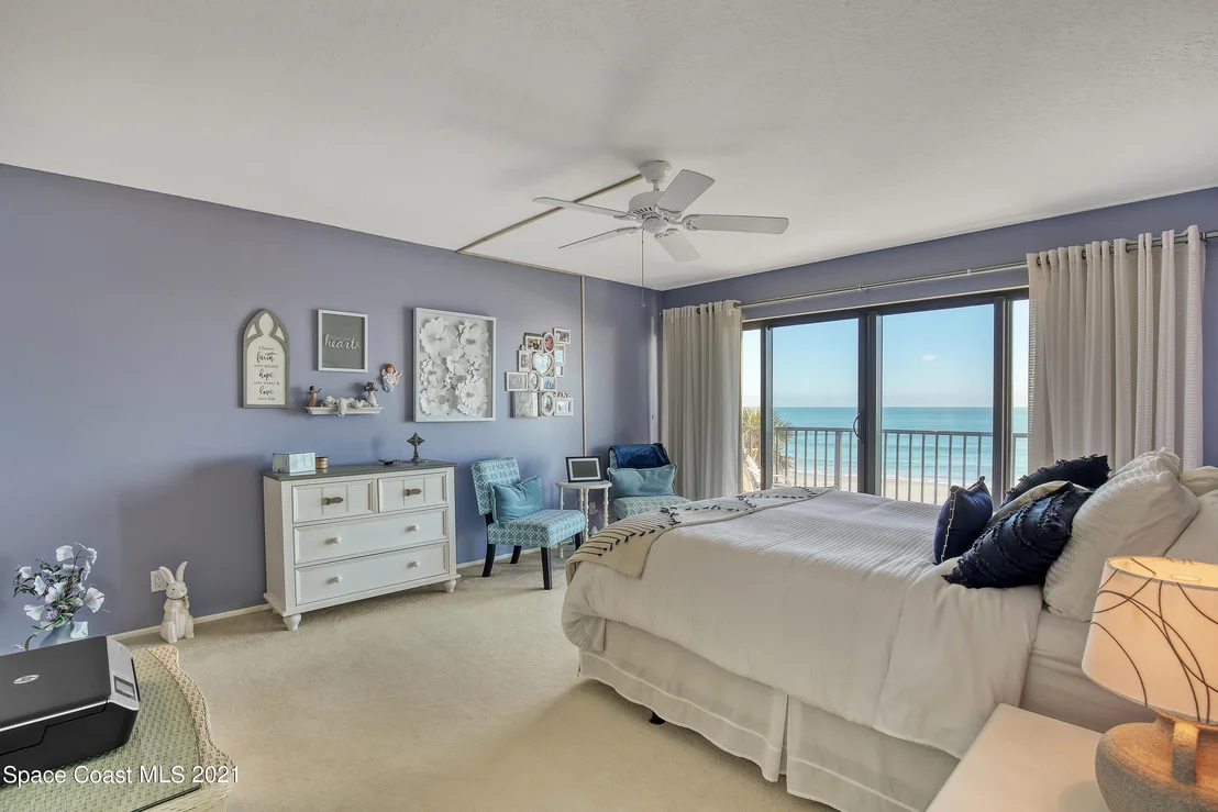 Photo of Unit 310 at 995 N Highway A1a