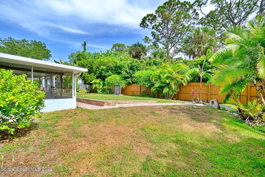 Photo of 130 Oakledge Drive