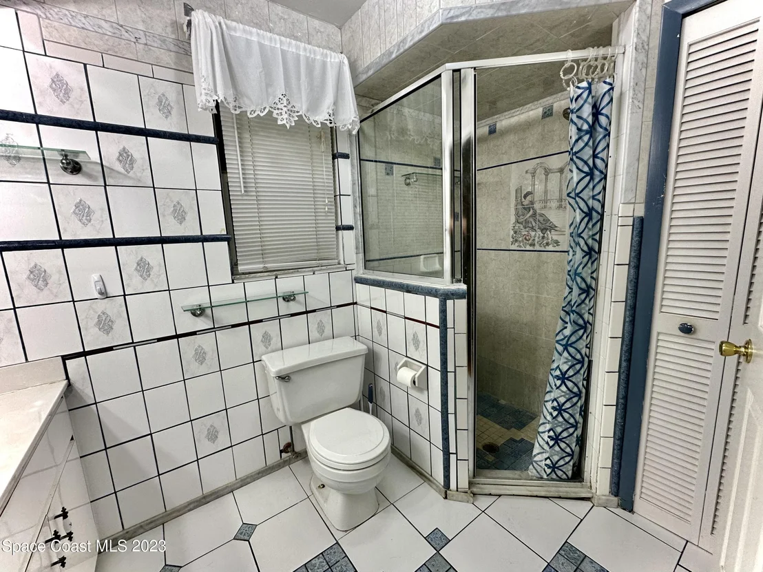 Photo of 4315 Curtis Boulevard