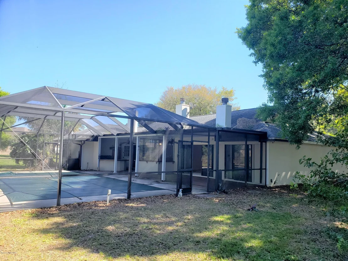 Photo of 1304 Heritage Acres Boulevard