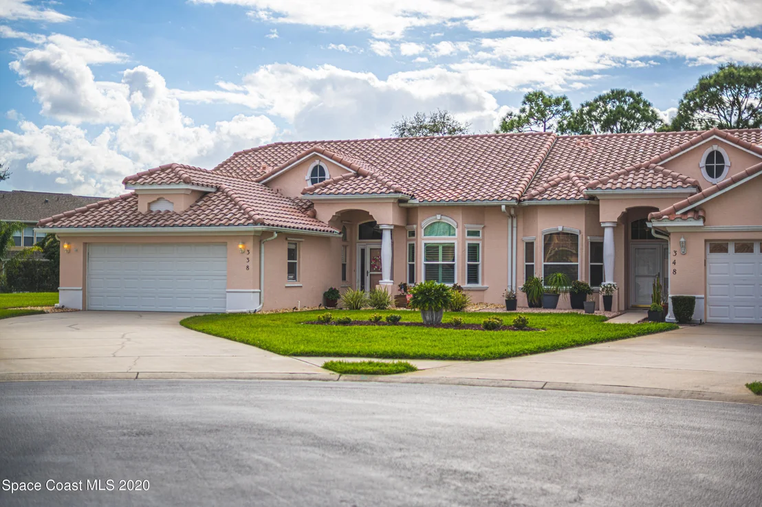 Photo of 338 Renaissance Avenue