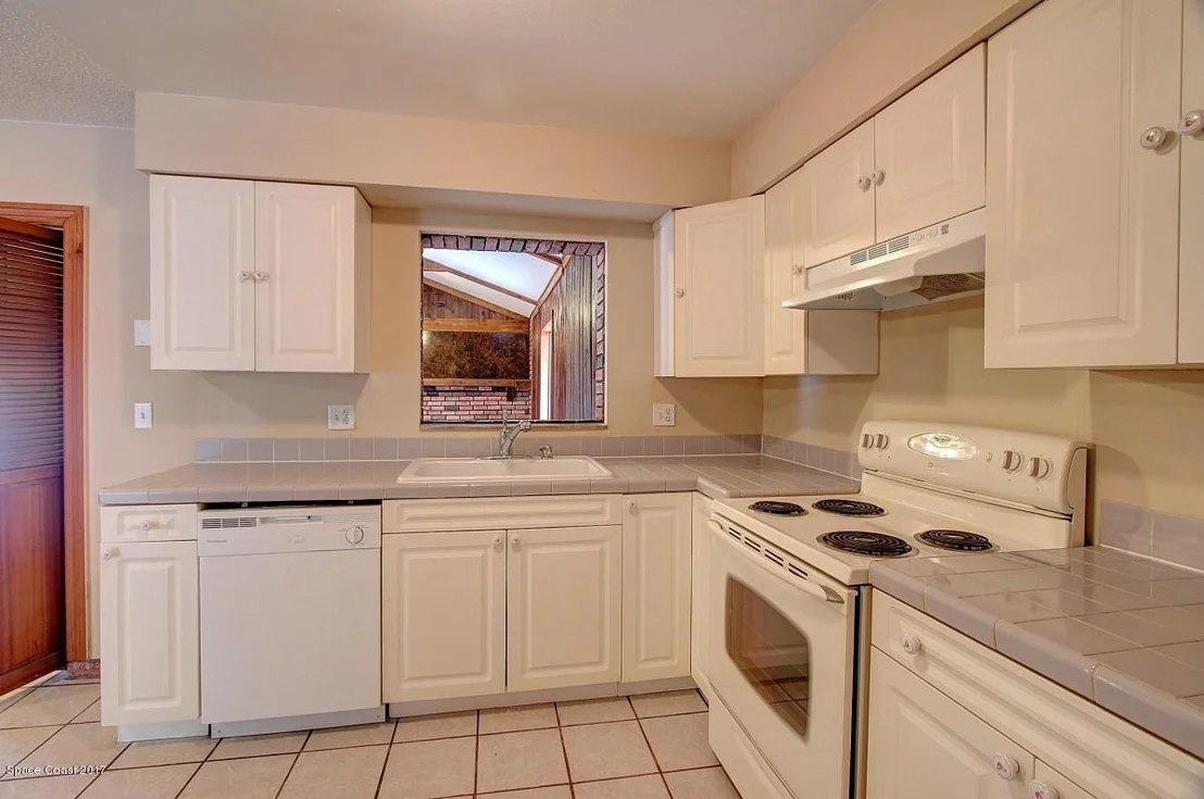 Photo of 1047 Marlin Drive