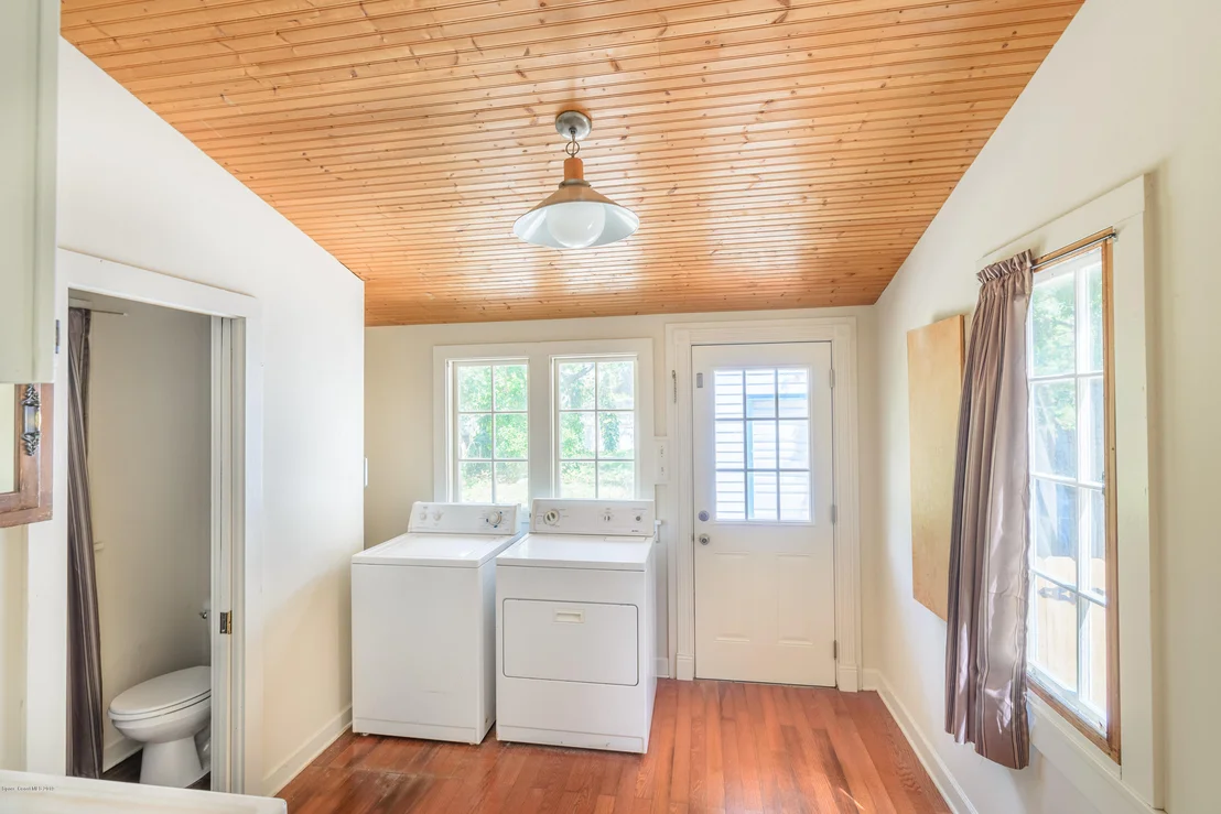 Photo of 36 Barton Avenue