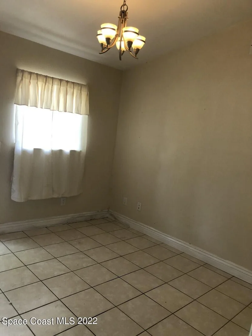 Photo of 4353 Sherwood Boulevard