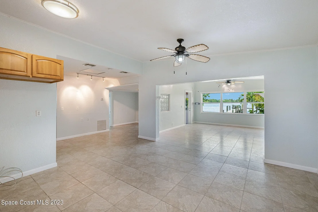 Photo of 3957 Canal Drive