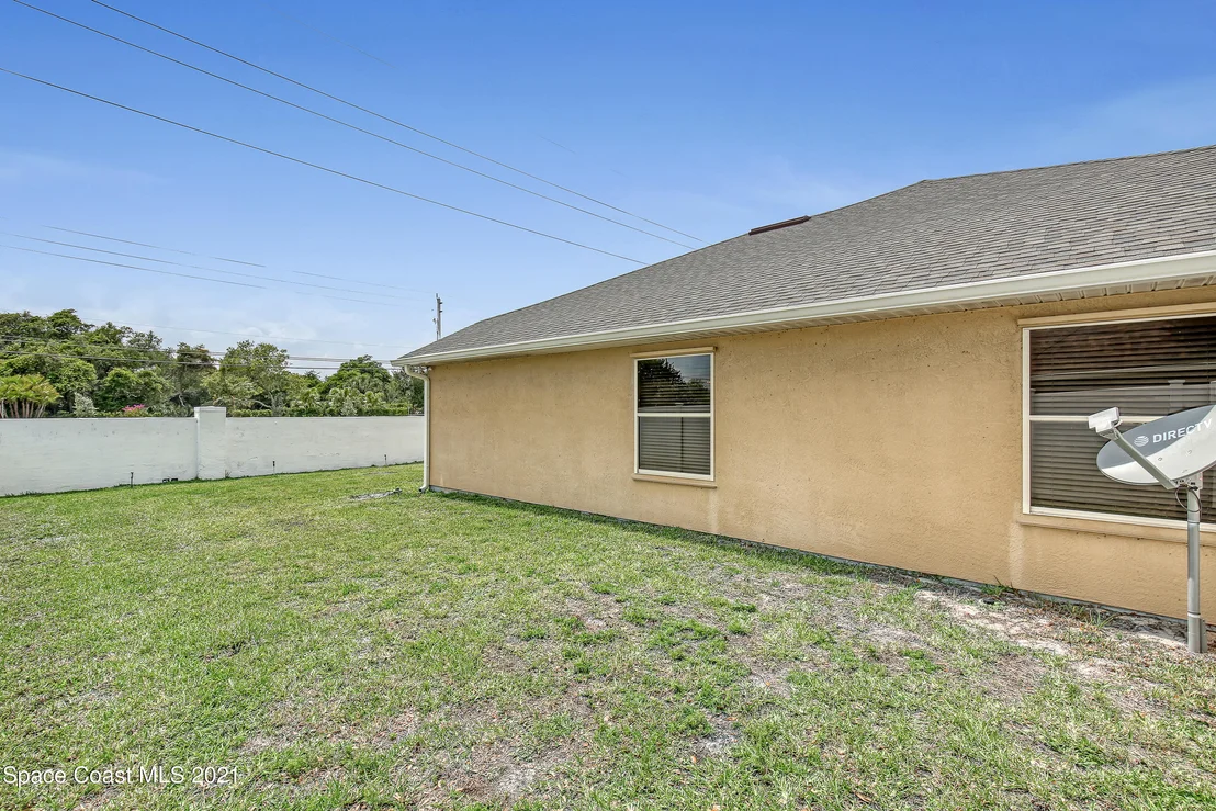 Photo of 703 Peregrine Drive