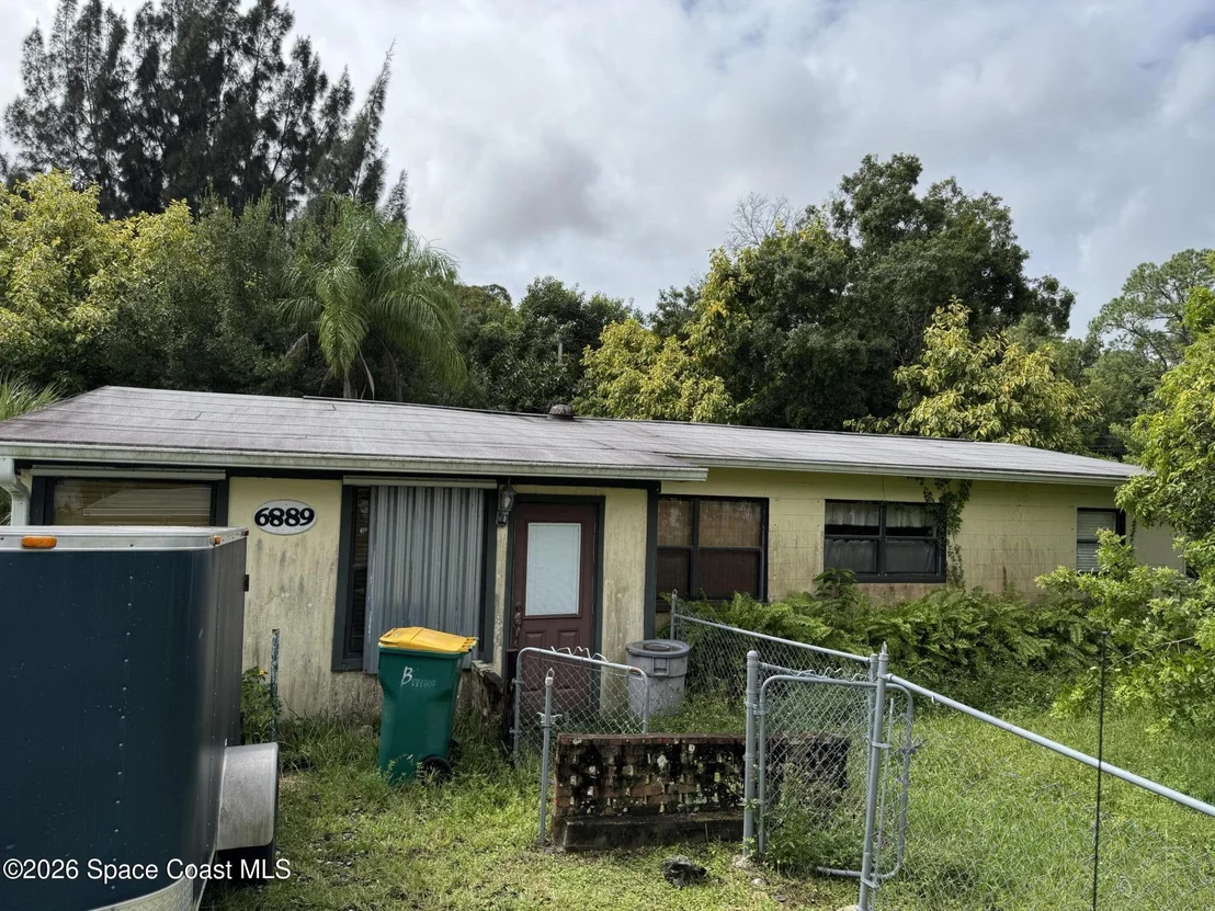 Photo of 6889 Idlewylde Circle