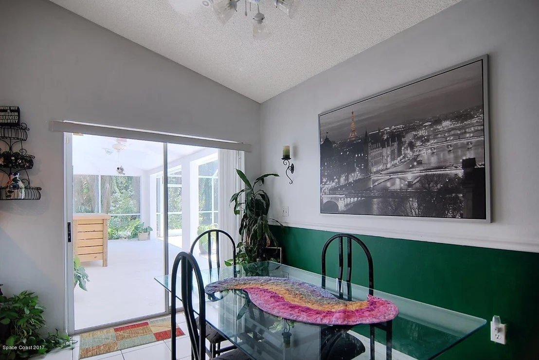 Photo of 1745 Vally Road