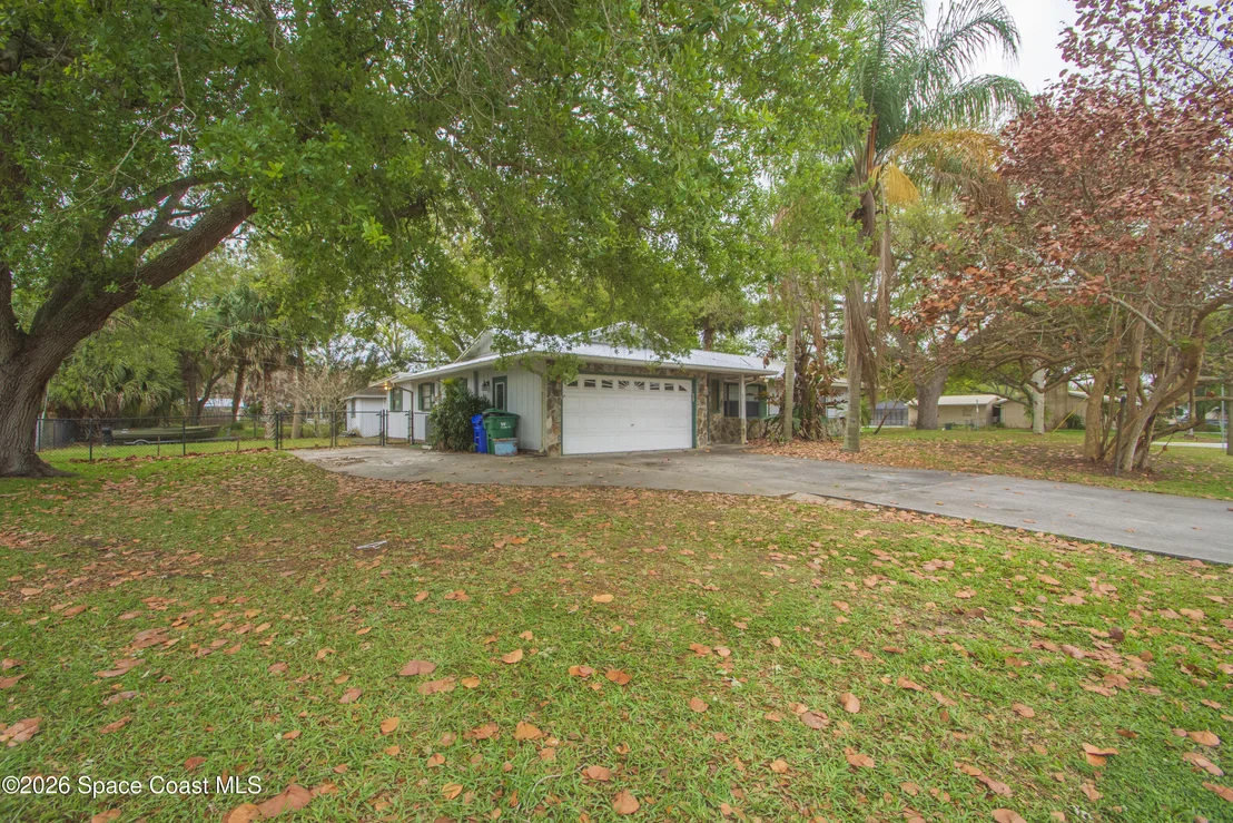 Photo of 697 Barber Street