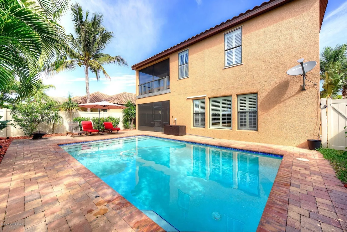 Photo of 379 Montecito Drive