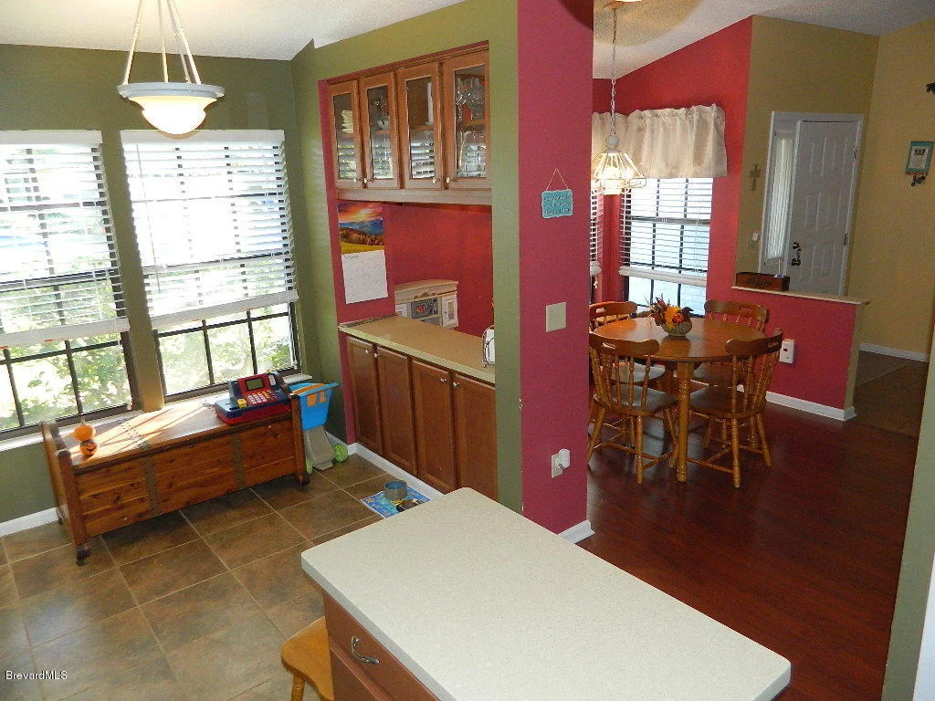 Photo of 1242 Walnut Grove Way