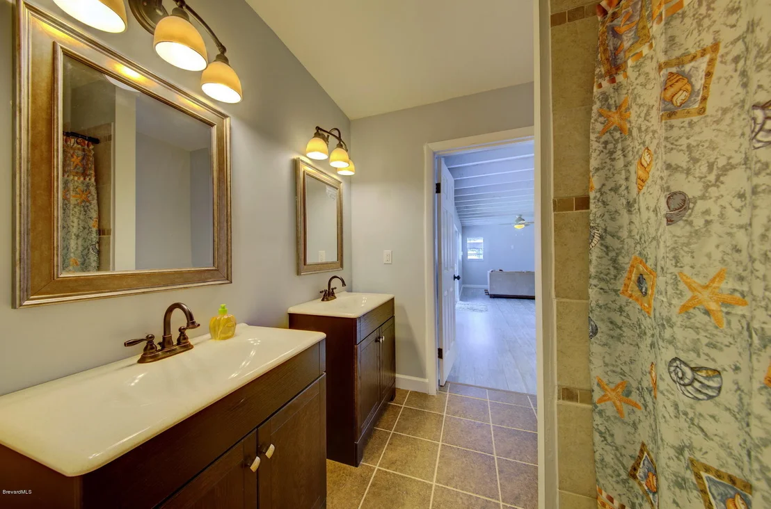 Photo of 1284 Troon Way