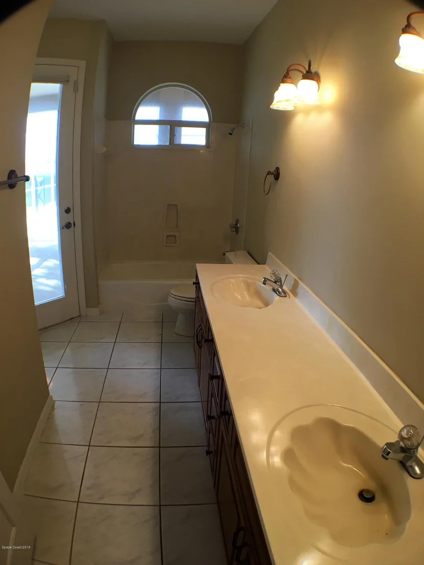 Photo of 436 Lanternback Island Drive