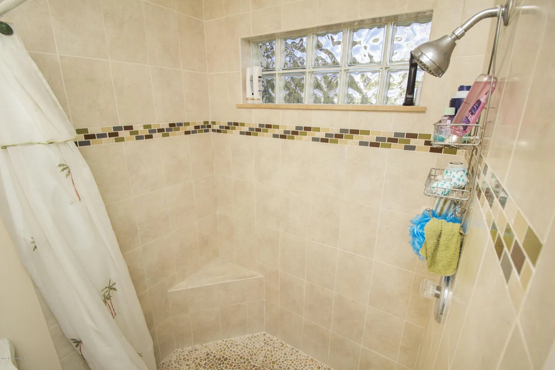 Photo of 1041 Pelican Lane
