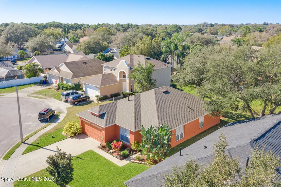 Photo of 957 Riviera Point Drive