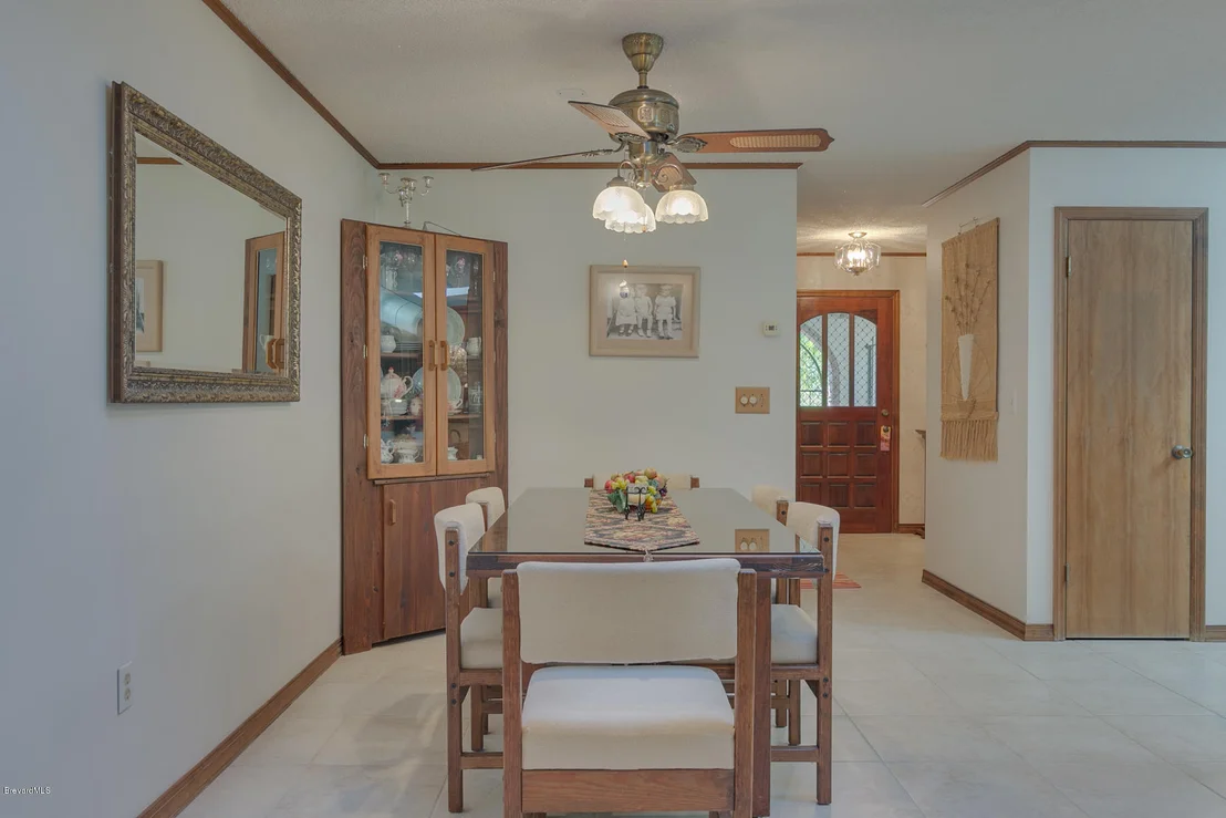 Photo of 2445 Hideaway Lane