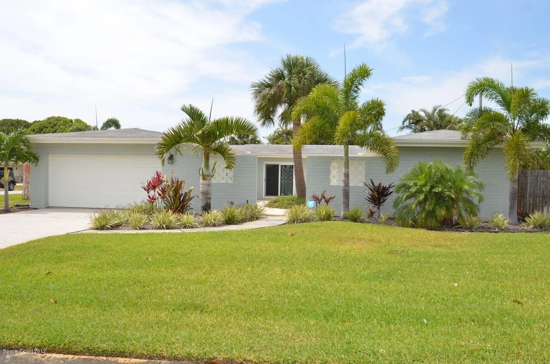 Photo of 1138 Pinetree Drive
