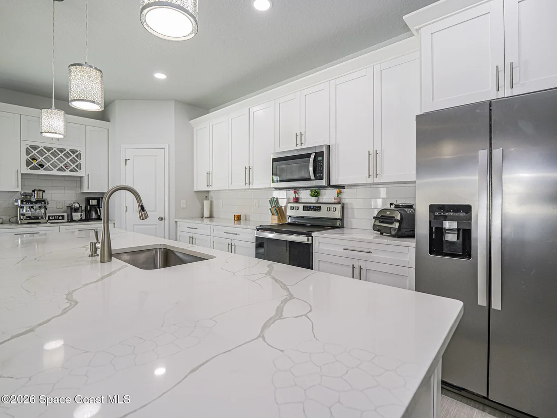 Photo of 3010 Eldron Boulevard SE