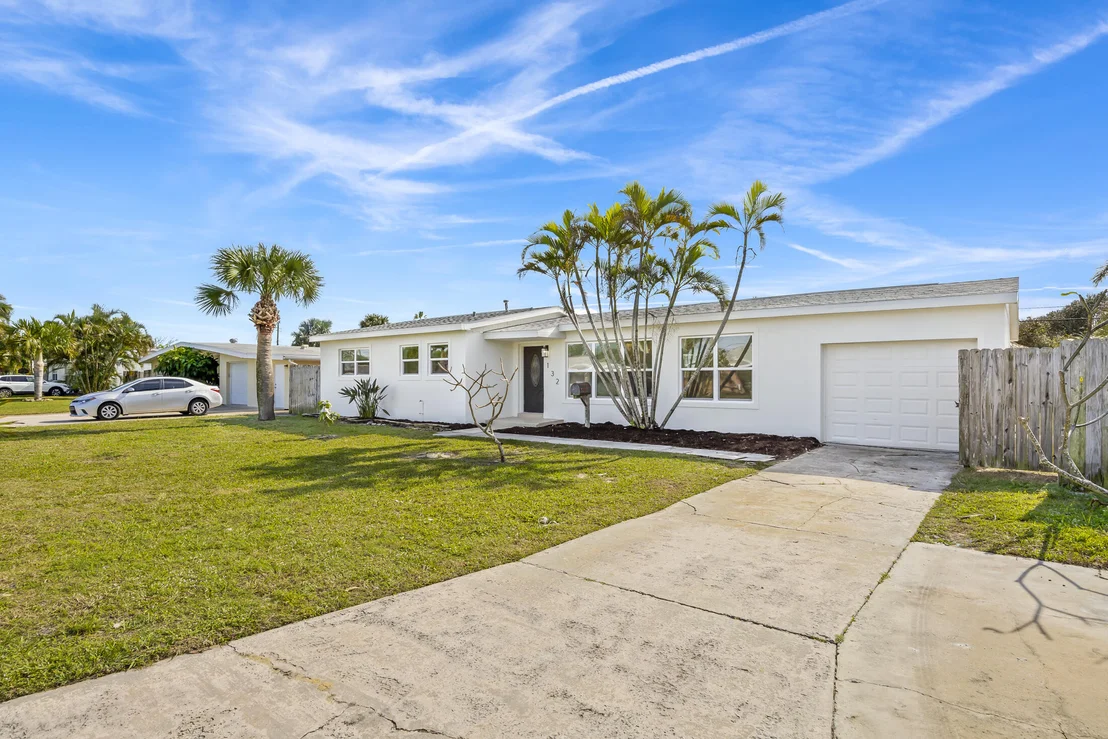 Photo of 132 SE 3rd Street
